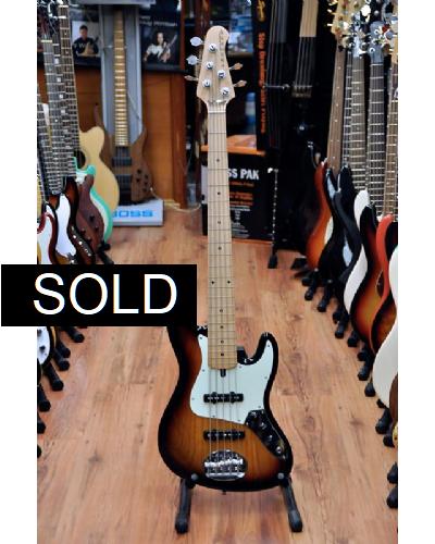 Lakland Joe Osborn 5 (Sunburst/maple)